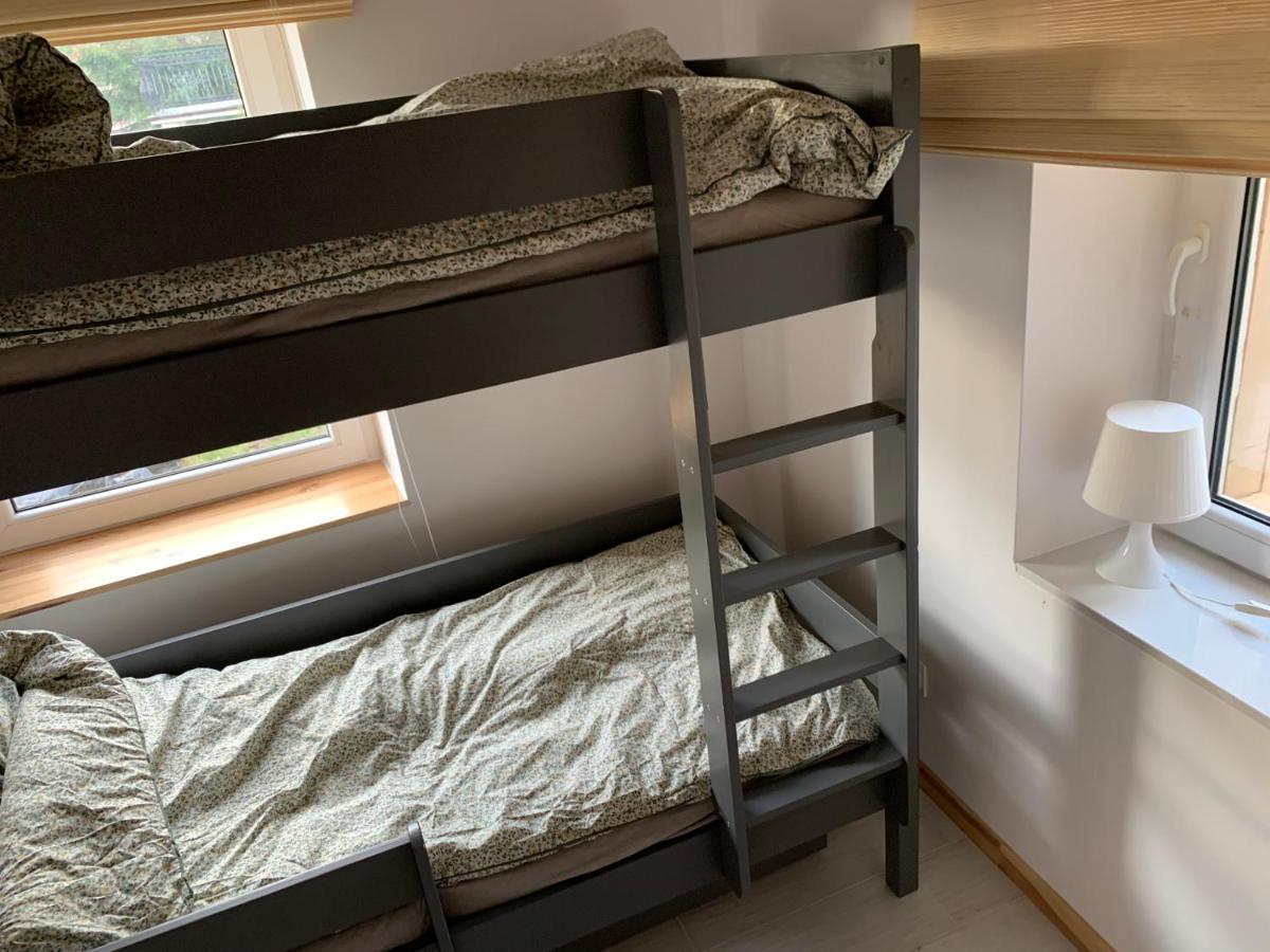 W Deski Dom Apartamenty Krzyżowa Eksteriør billede