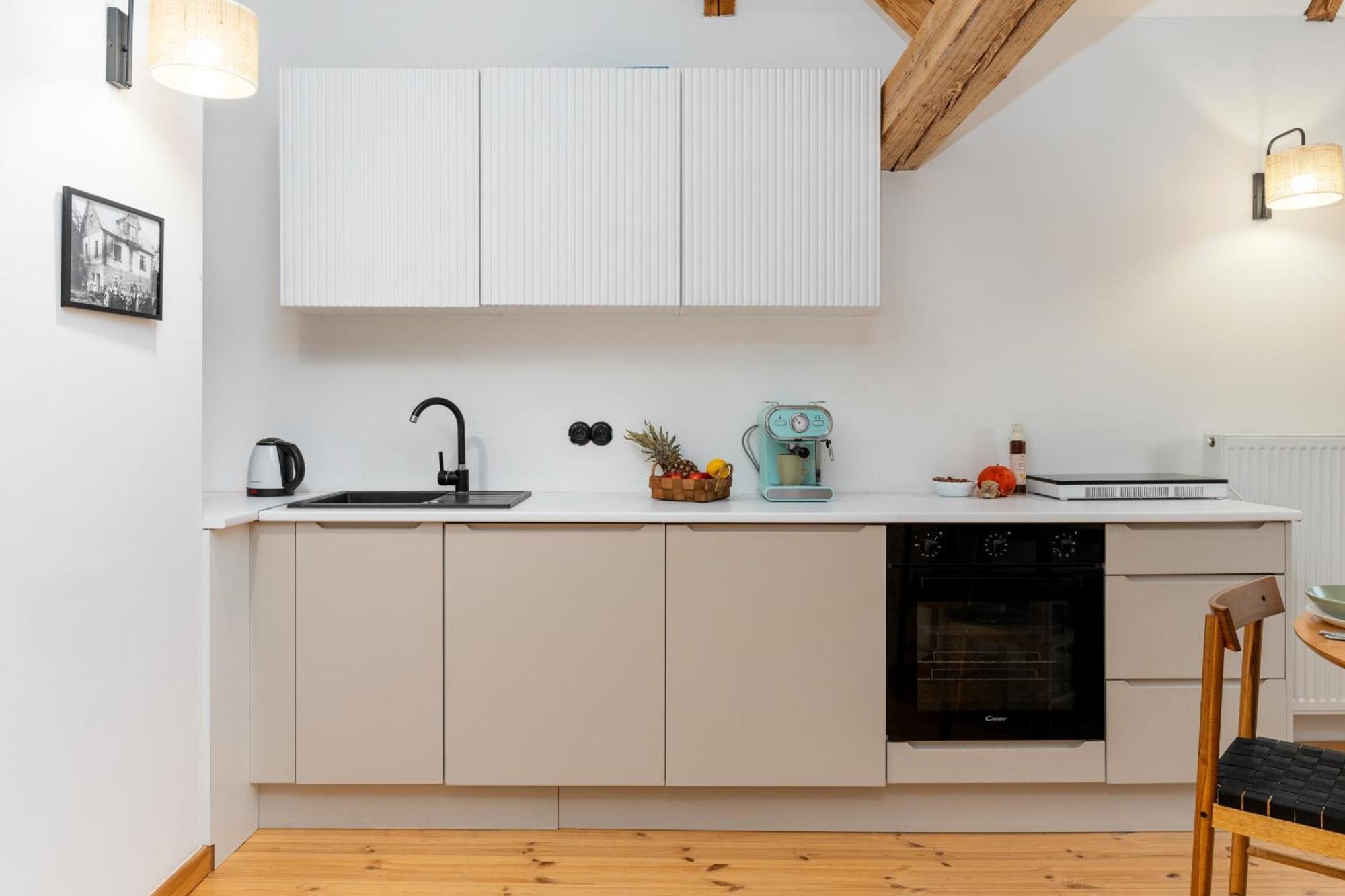 W Deski Dom Apartamenty Krzyżowa Eksteriør billede